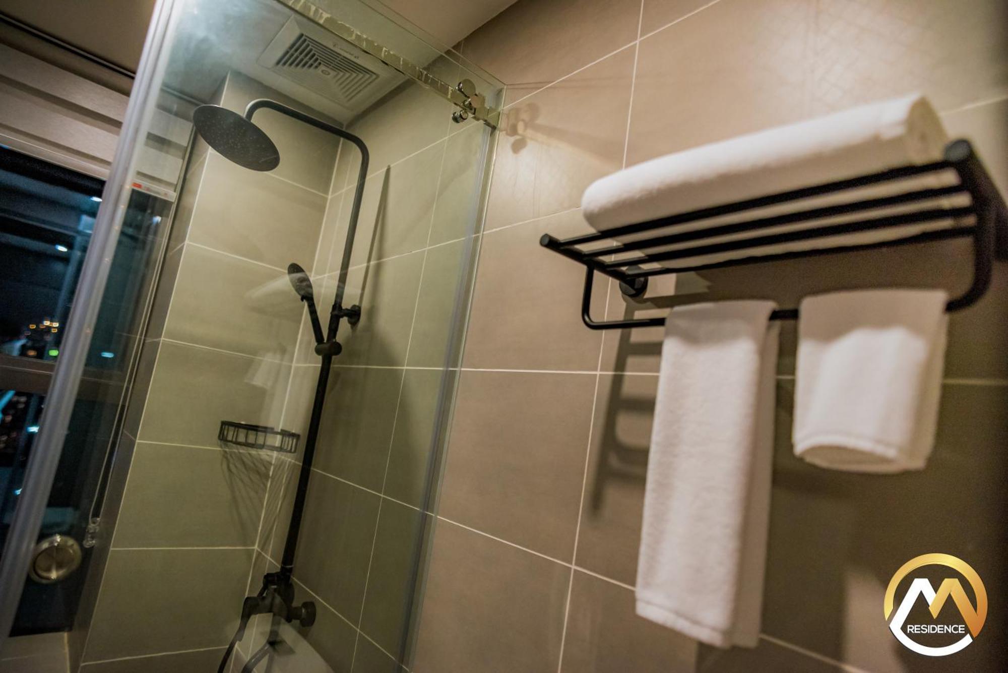 Hotel Serviced Apartments Top One Infinity Pool With View Of 360 Degree Phnompen Kültér fotó